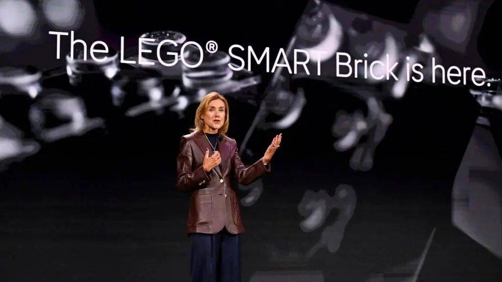 脑这是半世纪以来最大的一次进化开元棋牌乐高往积木里塞了个电(图14)